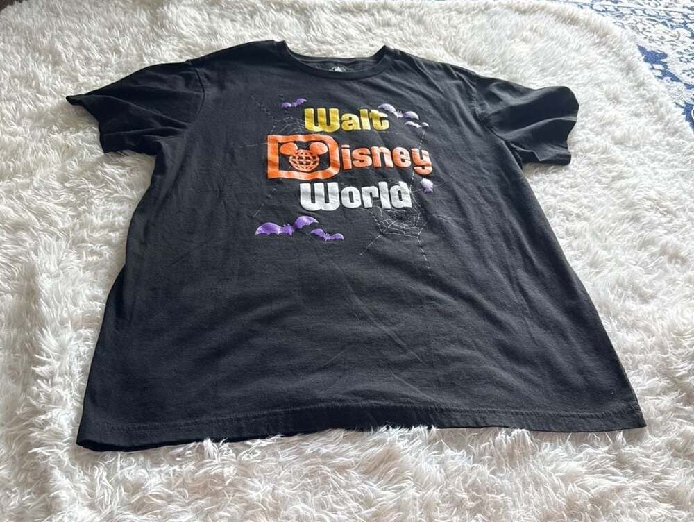 Walt Disney World Halloween Candy Corn Logo Graphic T-Shirt Adult XL